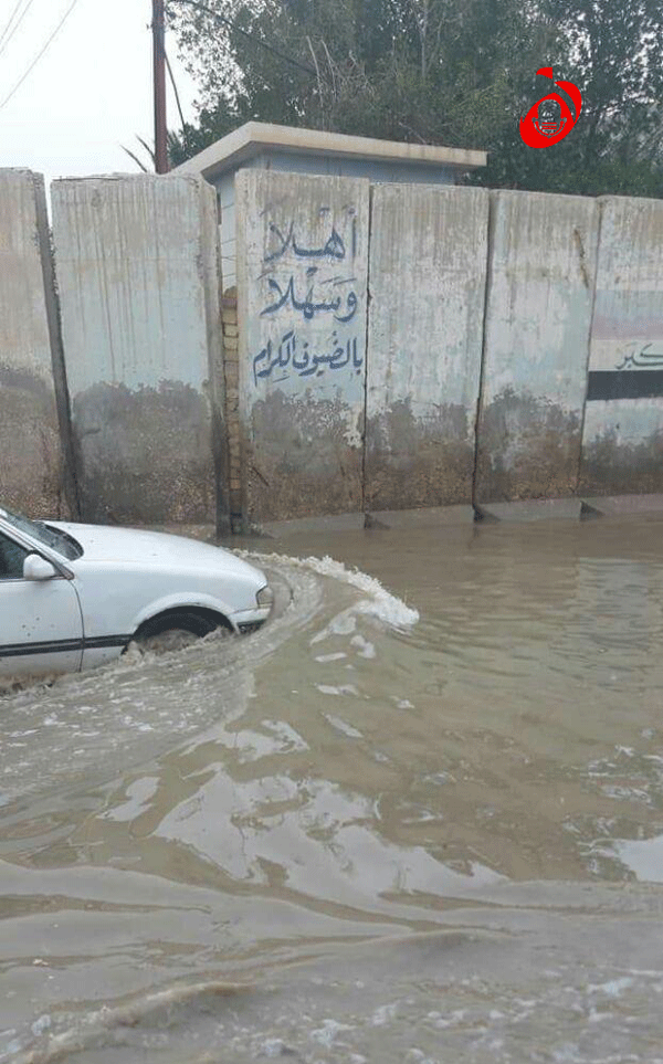 مجلس محافظة الديوانية يقرر تعطيل الدوام الرسمي للمدارس بسبب سوء الاحوال الجوية (مصور)