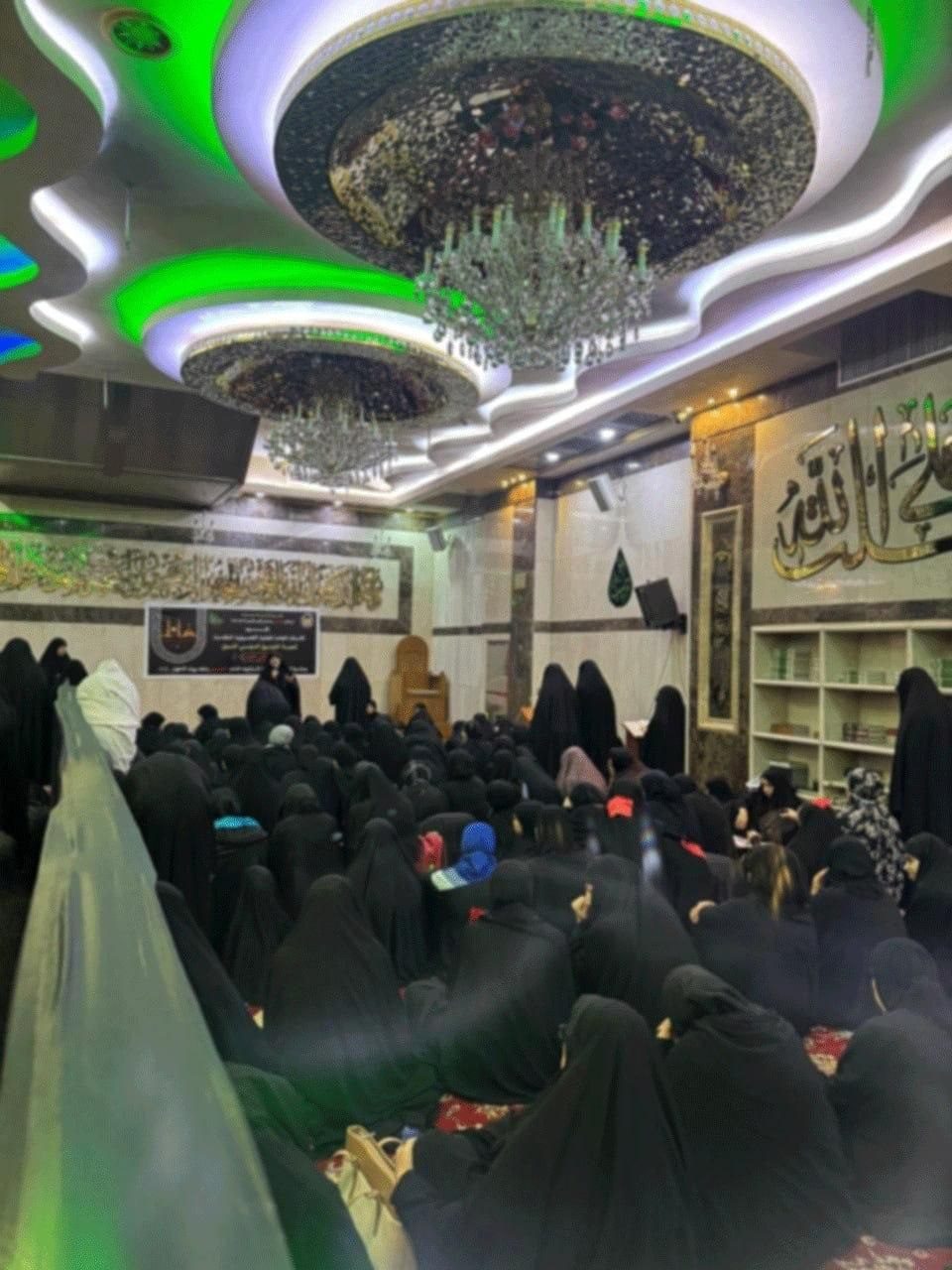 معهد العقيلة زينب عليها السلام في العتبة الحسينية يقيم برنامجا دينيا خلال أيام زيارة الأربعين