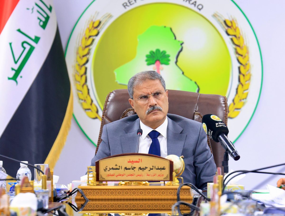 وزير الزراعة يؤكد إنتعاش القطاع الزراعي في البلاد بعد زيادة الإطلاقات المائية والخطط الإستراتيجية