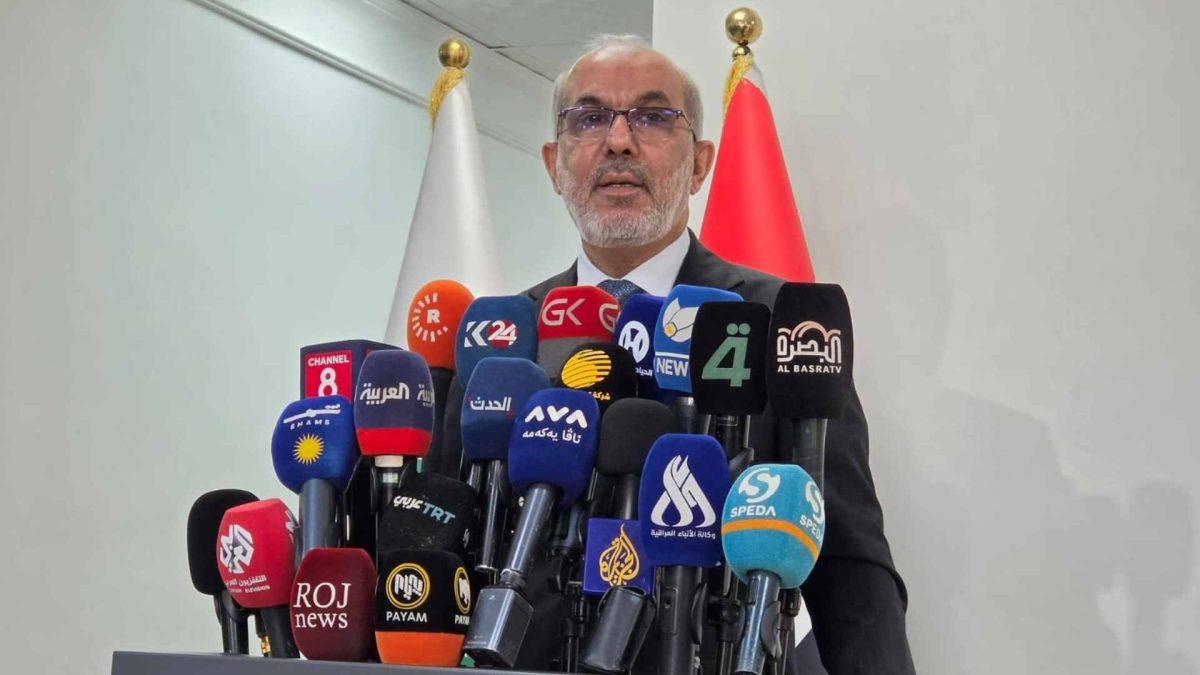 وزير النفط يؤكد بأن وزارته تعمل على تعظيم الصادرات النفطية وتنويع منافذ التصدير