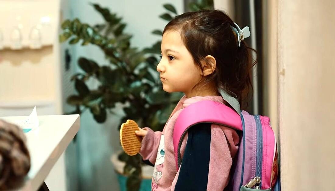العتبة الحسينية تتكفل بعلاج طفلة لبنانية كانت تعاني من مضاعفات صحية معقدة