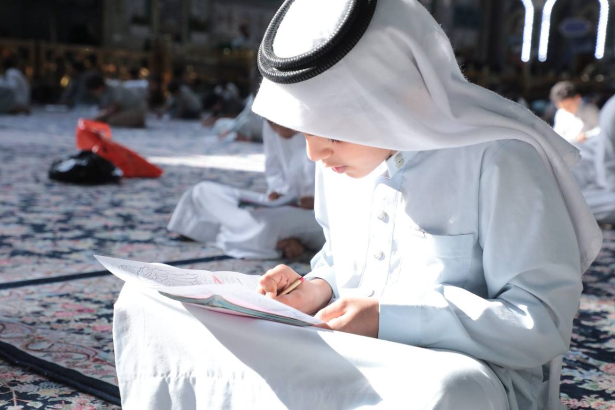 فقرة فنية تعزّز معرفة الطلبة بسيرة الإمام الحسين (عليه السلام)