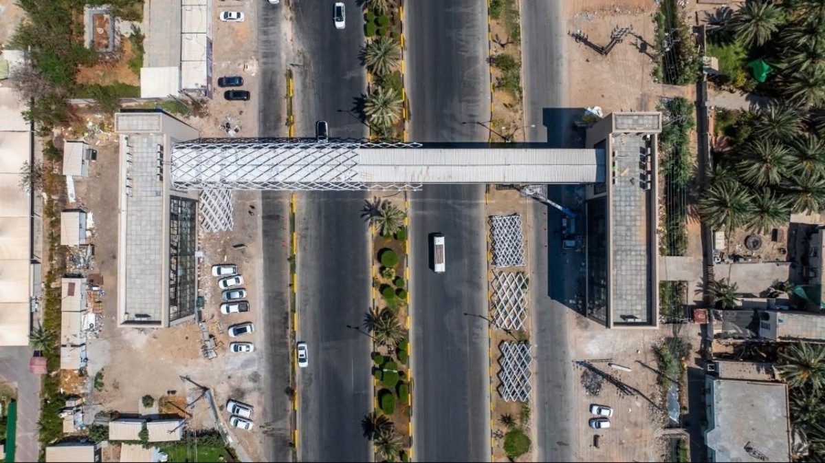 كوادر العتبة الحسينية الهندسية تعلن نسبة انجاز مجسر جامعة وارث الانبياء عليه السلام
