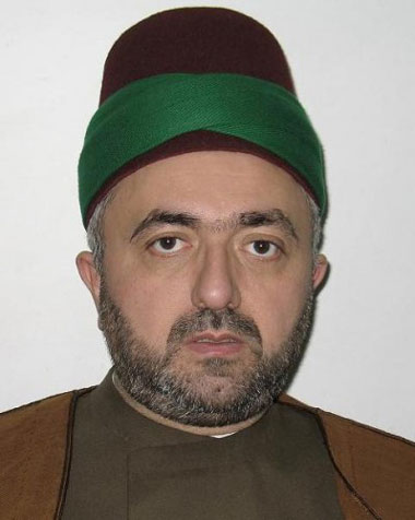 النائب السابق رضوان الكلدار يدعو رئيس الوزراء الى تشكيل حكومة أغلبية. تقرير صوتي..