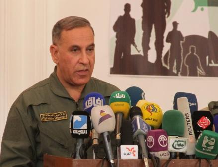 وزير الدفاع يعلن عن مشاركة أربع فرق عسكرية في الجيش بعملية تحرير مدينة الفلوجة