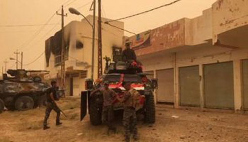 تحرير منطقة العرسان جنوب شرق الفلوجة ورفع العلم العراقي فوق مبانيها