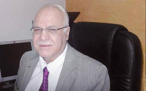 مستشار رئيس الوزراء الاقتصادي يؤكد ان القرض الدولي سيعدل 3 قوانين مهمة بالعراق