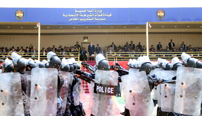ماذا قال العبادي خلال تخرج الدورة 24 لافواج قوات مكافحة الشغب حول تحرير الموصل؟