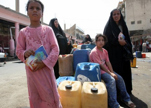 وزير النفط الجديد ينفي الانباء عن رفع او تخفيض اسعار المشتقات النفطية
