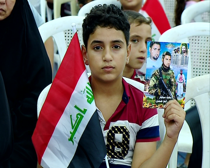 حكومة بابل وبالتعاون مع هيئة الحشد الشعبي تكرم عوائل الشهداء(تقرير صوتي ومصور)