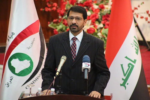 رئيس هيئة النزاهة وكالة يحذر من اقراره بصورته الحالية