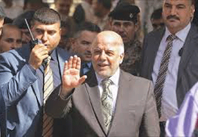 العبادي يصل الى كركوك ويجتمع بقادة الحشد الشعبي والبيشمركة