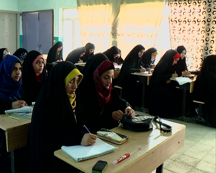 بابل/ مجموعة من المدرسين ينضمون دورات تقوية مجانية لابناء وبنات الشهداء (تقرير صوتي ومصور)
