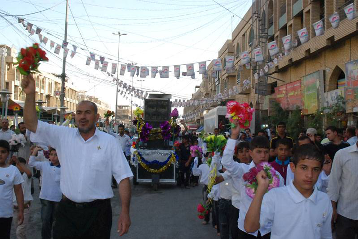 العتبتين المقدستين الحسينية والعباسية تستمر بتسجيل المواكب الحسينية المشاركة في زيارة النصف من شعبان ( صوت)