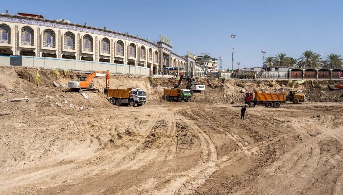 قسم المشاريع الهندسية والفنية في العتبة الحسينية يواصل اعماله الإنشائية في صحن الإمام الحسن المجتبى عليه السلام