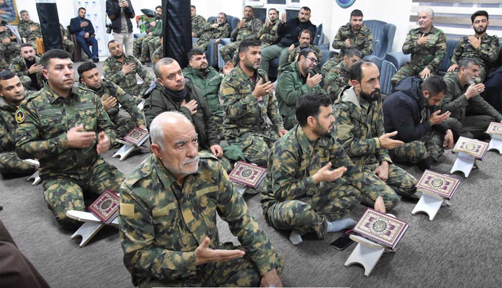 هيئةُ الحشدِ الشعبيِّ تنظمُ محفلاً قرآنياً في طوز خرماتو إحياءً لذكرى وفاةِ السيدةِ زينبَ عليها السلامُ