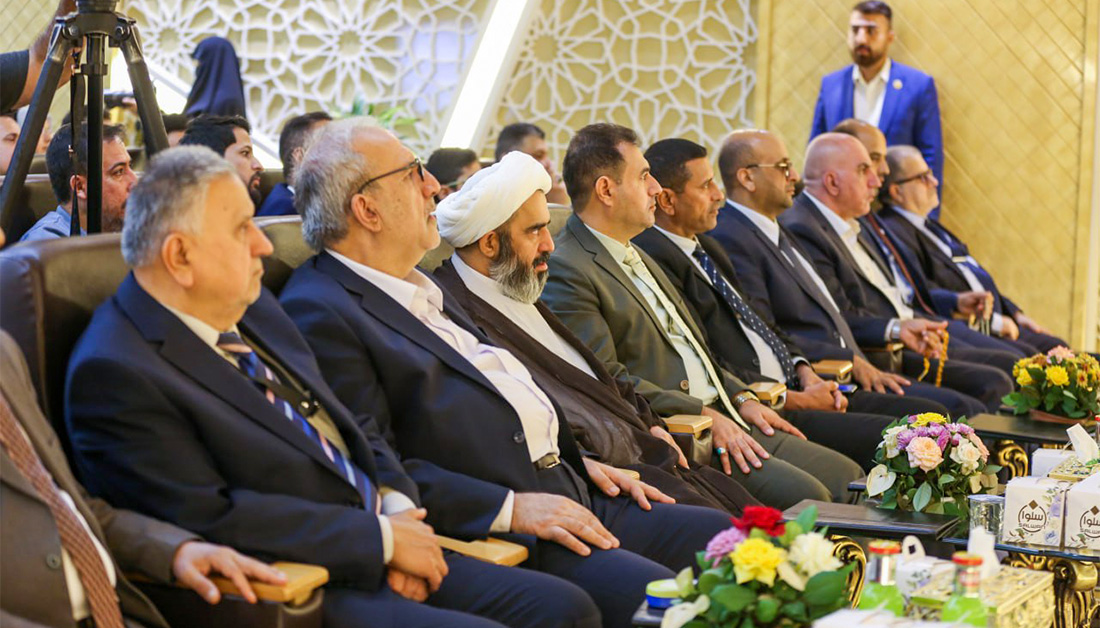 العتبة الحسينية المقدسة وبحضور امينها العام نظمت حفلا لتكريم نخبة من الطالبات المشاركات في مسابقة الطالبة المثال