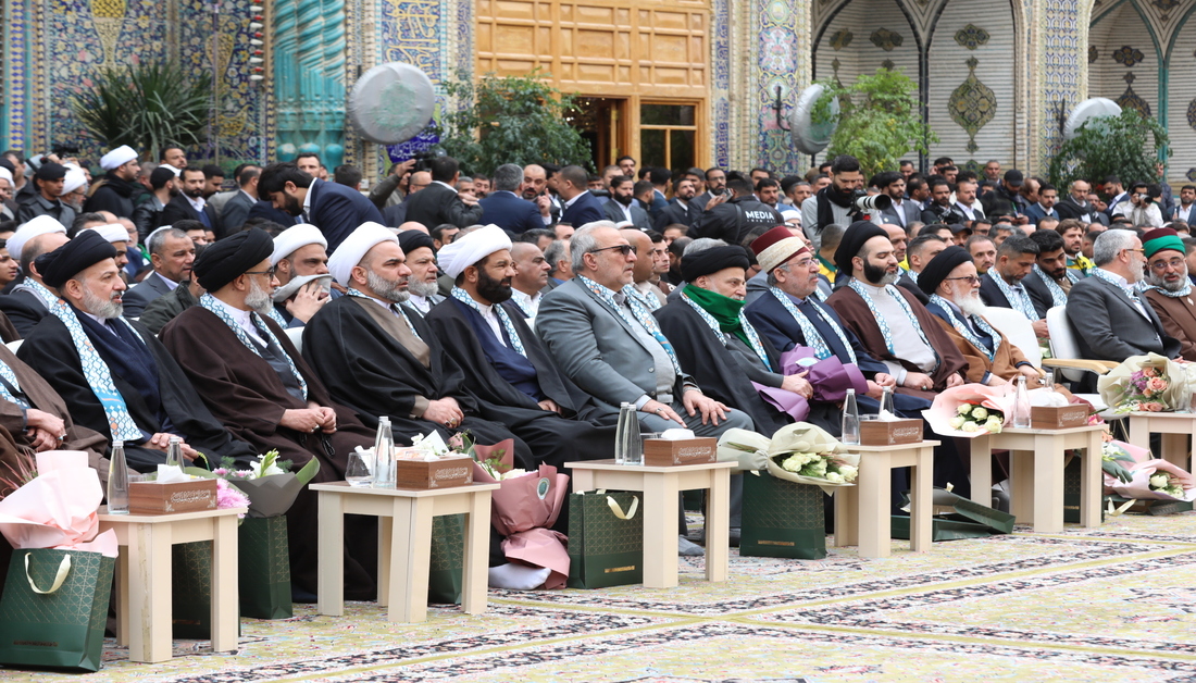بالصور : بحضور الأمين العام للعتبة الحسينية.. العتبة العلوية تزيح الستار عن الإيوان الذهبي الكبير لمرقد الامام علي عليه السلام