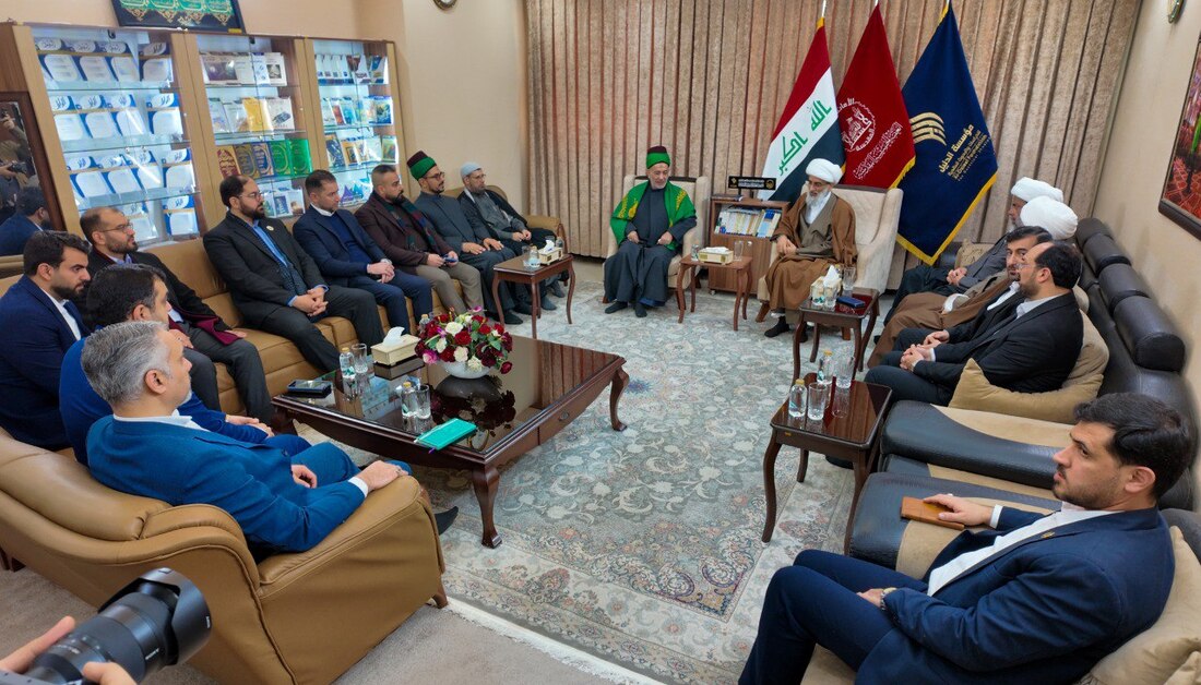 بالصور: نائب الأمين العام يجري زيارة لعدد من المؤسسات والمراكز التابعة للعتبة الحسينية في ايران
