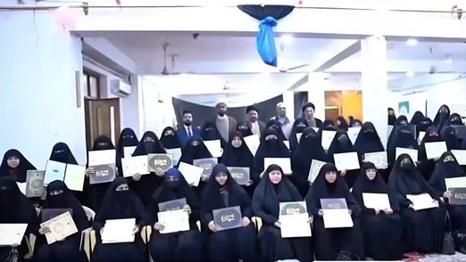 بالتعاون مع العتبة الحسينية .. مؤسسة المنبر الرسالي للتنمية تقيم دورة تدريبية للمبلغات في محافظة البصرة