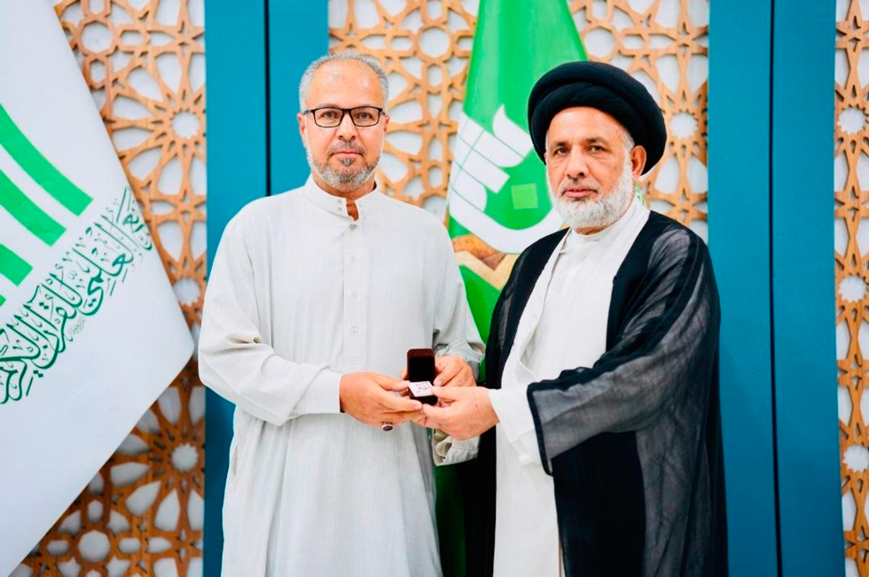 العتبة العباسية المقدسة تكرم نخبة من طلبة مشروع حفظ كتاب الله العزيز في قضاء الهندية بمحافظةِ كربلاءَ