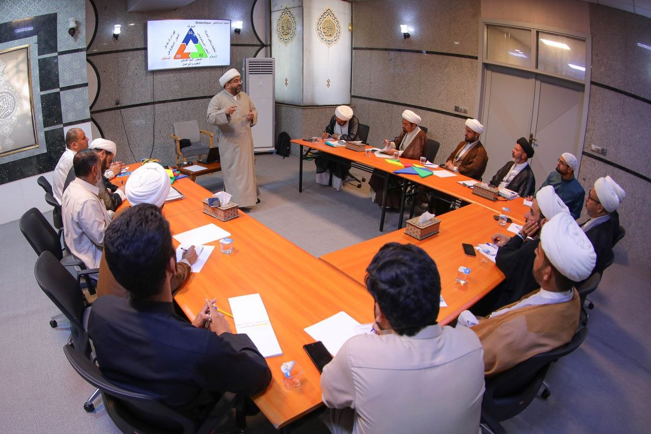العتبة العباسية المقدسة تواصل تنفيذ برامجها الرامية إلى إعداد كوادر تعليمية مؤهلة في مجال علوم القرآن الكريم
