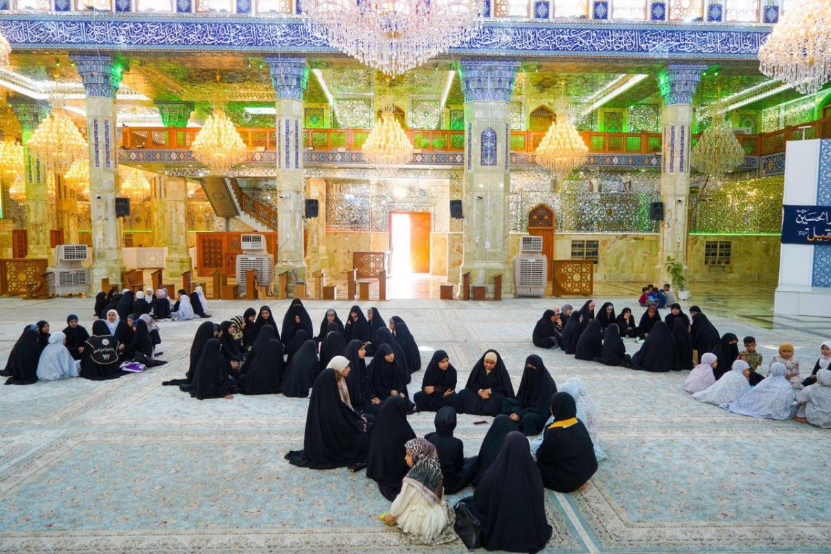 العتبة الحسينية تقيم الدورات الصيفية في مرقد السيدة شريفة بنت الإمام الحسن عليهما السلام بمشاركة 250 طالبة