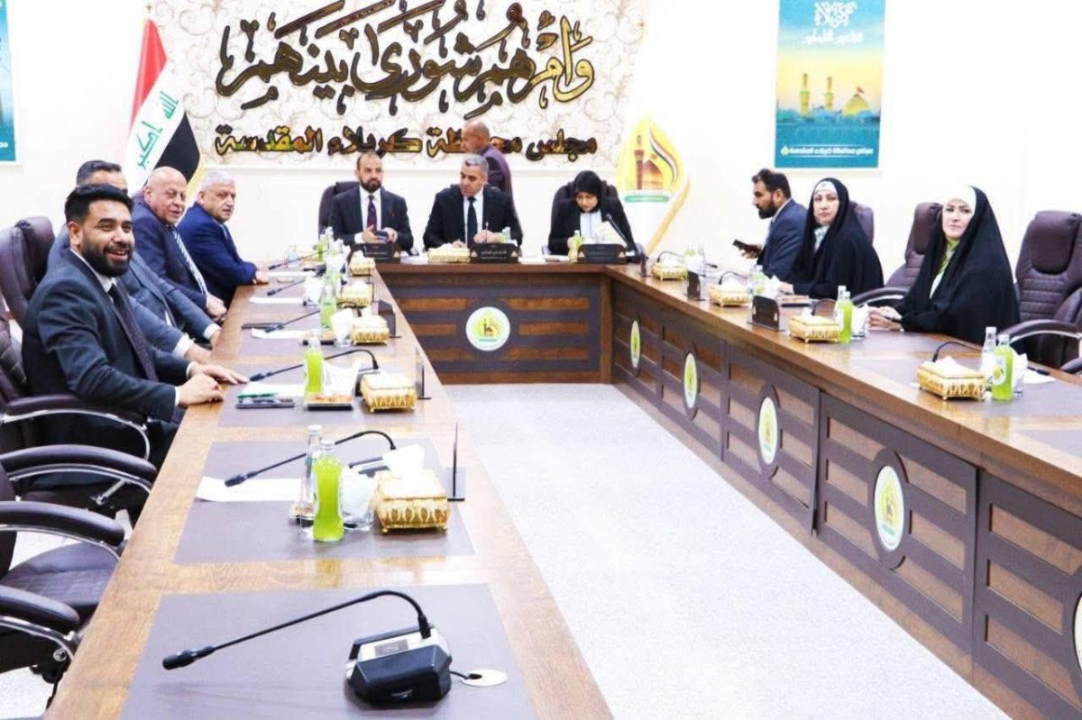 مجلس محافظة كربلاء يناقش ملف الطاقة وأزمة البنزين التي شهدتها المحافظة