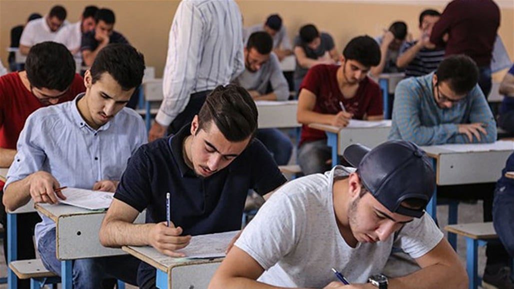 وزارة التربية تعلن إنطلاق إمتحانات الدور الثاني لطلبة الثالث المتوسط والسادس الإعدادي