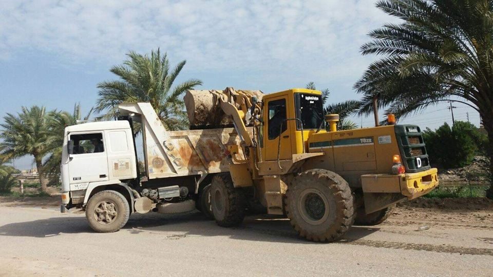 بلدية الكوت تواصل رفع التجاوزات الحاصلة على الممتلكات العامة وتعويضهم بقطع بديلة
