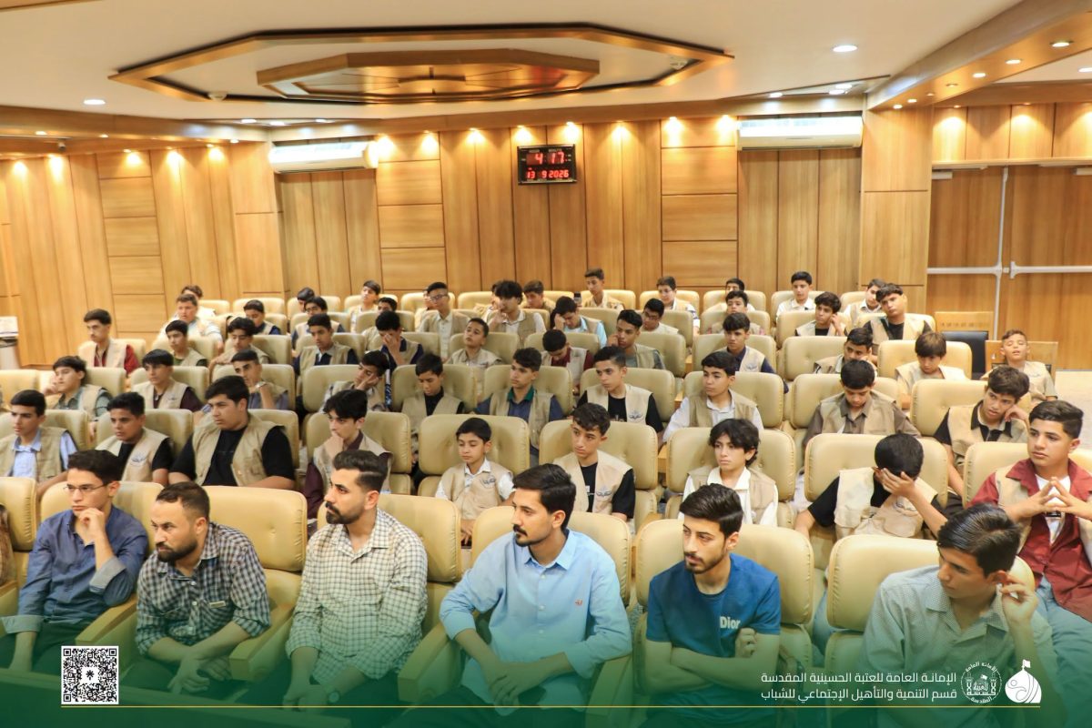 العتبة الحسينية تستضيف العشرات من الطلبة الجامعيين من محافظة ذي قار