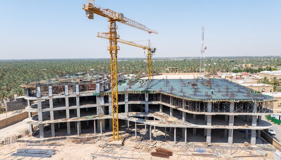 كوادر العتبة الحسينية الهندسية  تواصل تنفيذ مستشفيين في كربلاء وفق أحدث المواصفات العالمية