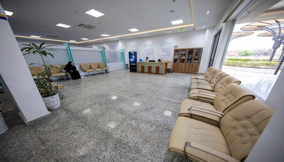 رئيس جامعة السبطين يؤكد أن مركز التأهيل الطبي بالجامعة يمثل إضافة نوعية إلى منظومة الخدمات الطبية والتعليمية في الجامعة