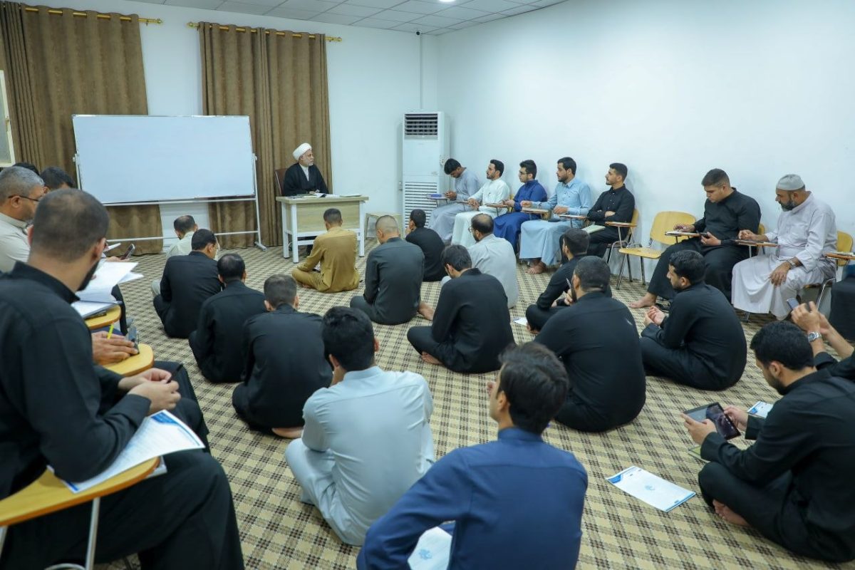 العتبة العباسية تطلق الدورة الحادية عشرة من مشروعها القرآني الدولي في النجف الأشرف.